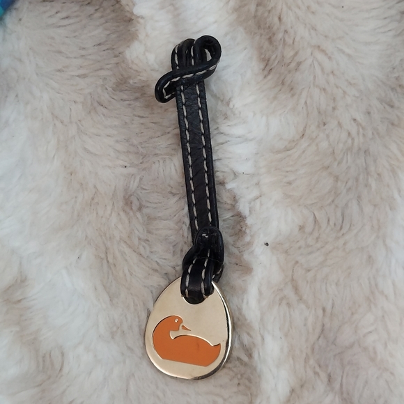 Dooney & Bourke Small Purse, Like New - Picture 11 of 12